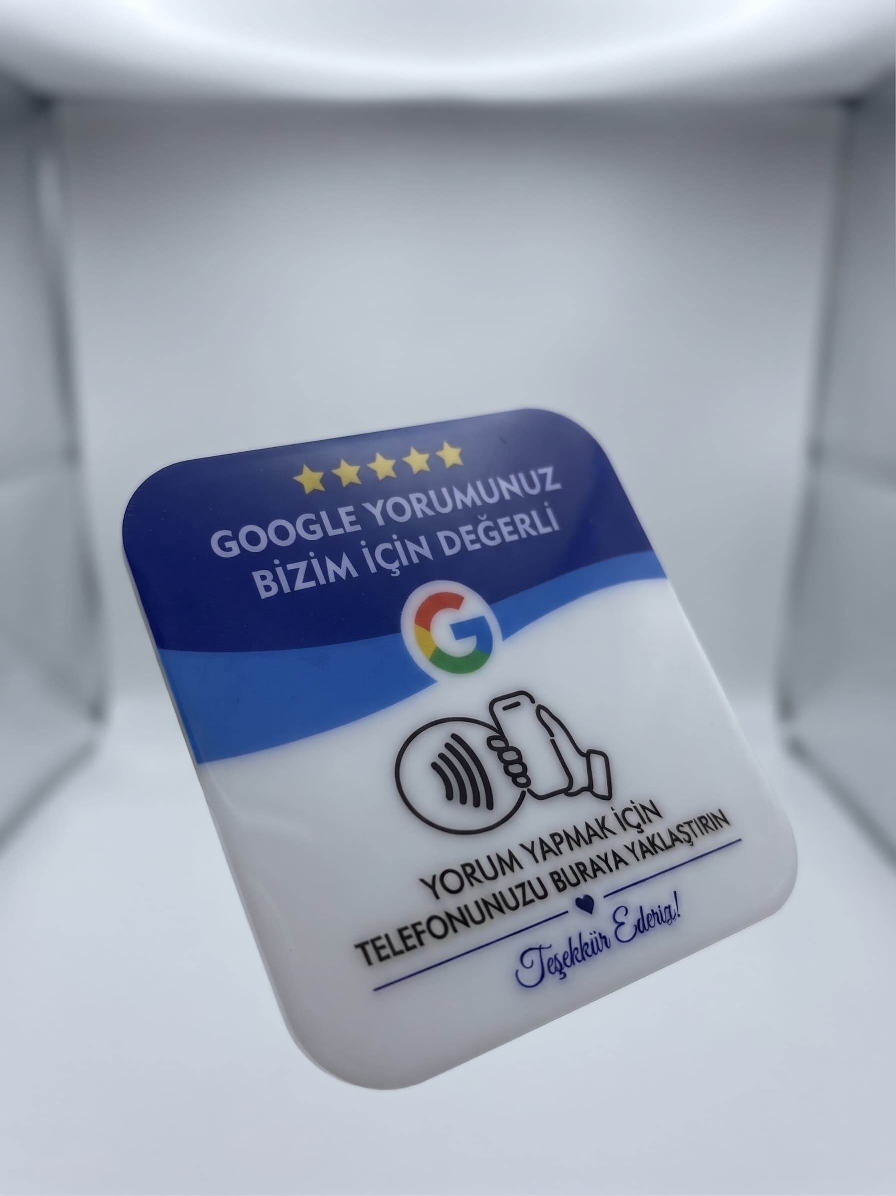 Google Review Kartı yakın çekim